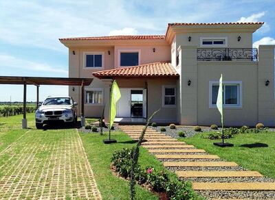 /pf/resources/images/abc-placeholder.png?d=2421