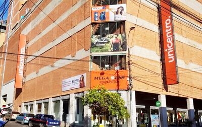 Sede de Unicentro, en el centro de Asunción, sita en Palma esquina 15 de agosto.