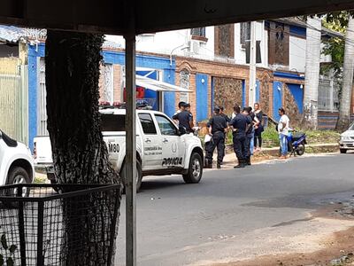 Agentes policiales fueron a la casa de  Gedeón Ndem A Ndem, tras el reporte de que la vivienda desprendía un fuerte olor.