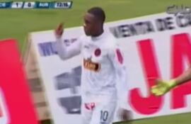 el-panameno-luis-tejada-abandono-el-partido-por-los-insultos--184608000000-1301722.jpg