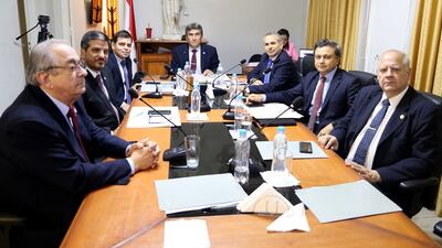 El Consejo de la Magistratura, presidido por Roberto González, sesionó ayer, pero no tomó medida alguna con relación a los candidatos a la CSJ filmados hablando durante examen de conocimiento.