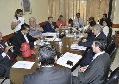 /pf/resources/images/abc-placeholder.png?d=2394