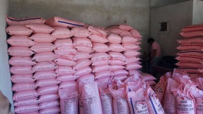 Unos 365 bolsas de azúcar fueron incautadas por una vomitiva fiscal-policial.