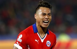 eduardo-vargas-autor-del-gol-de-chile--202815000000-1346427.JPG