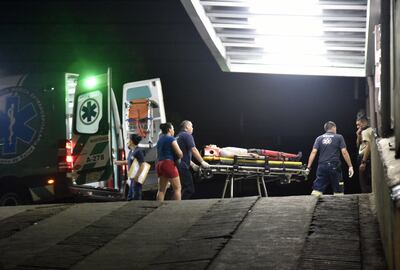 ACCIDENTE DE TRANSITO CHOQUE ENTRE MOTOCICLISTA Y AUTOMÓVIL EN CAÑADÓN CHAQUEÑO Y 8 DE JUNIO BARRIO  SANTISIMA TRINIDAD  - MAS DATOS ARIEL ESPINOZA