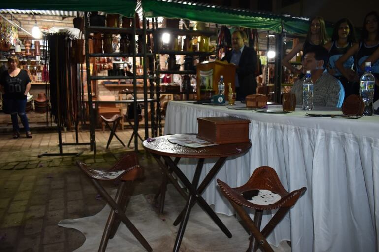 Lanzamiento de la Expo Cuero Atyrá se realizó esta noche