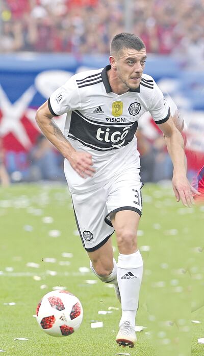 El uruguayo Alejandro Silva, uno de los extremos derechos del equipo de Olimpia, está anunciado hoy.