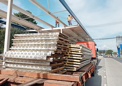 MOPC inició la demolición de  “paradas” que fueron construidas por Mota Engil. Se teme desaparición de evidencias.