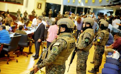 Tras su insólita aparición en el Congreso, el presidente Nayib Bukele lanzó un ultimátum a los diputados para aprobar un préstamo.