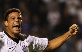 ronaldo-luiz-nazario-de-lima-05612000000-1284010.jpg