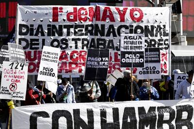Miembros de la organización social  Polo Obrero de Buenos Aires, Argentina, realizaron ayer una manifestación en ocasión del Día del Obrero.