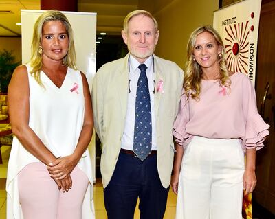 María José González, Dr. Óscar Codas Thompson e Inés Codas Thompson.