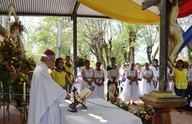 monsenor-claudio-gimenez-se-dirige-a-los-devotos-de-la-virgen-de-las-mercedes-en-caraguatay--203744000000-1505248.jpg