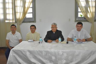 El Obispo de la Diocesis de Villarrica, Mons. Adalberto Martínez encabezó la conferencia de prensa.