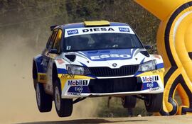 gustavo-saba-y-leonardo-suaya-con-el-skoda-fabia-r5-fueron-los-ganadores-del-rally-de-la-madera--222555000000-1470355.jpg
