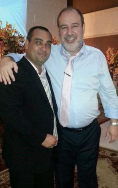 González Rodríguez junto al legislador Justo Zacarías Irún.