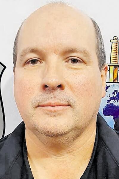 Carlos León Ocampos, acusado por tráfico de armas.