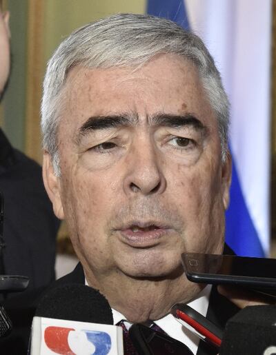 Bernardino Hugo Saguier Caballero, exembajador paraguayo ante Brasil, debe explicar por qué firmó acta entreguista.