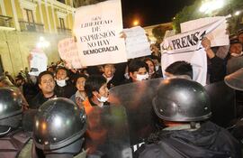 una-marcha-por-la-libertad-de-expresion-en-bolivia-el-gobierno-del-presidente-evo-morales-desde-los-comienzos-de-su-administracion-ha-tenido-una-l-205038000000-525903.jpg