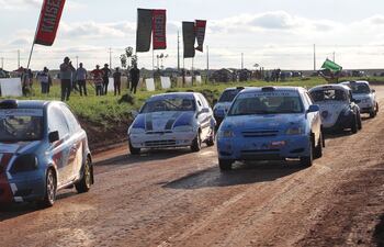 apasionantes-tandas-de-pista-se-cumplieron-en-el-autodromo-farid-rahal-de-hernandarias--204624000000-1838715.jpg