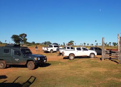 Efectivos policiales y de la FTC rastrearon infructuosamente gran parte de la estancia Jaguary.