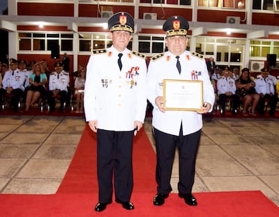 Francisco Resquín Chamorro (izq.) y Luis Gilberto Arias Navarro, comandante y subcomandante de la Policía, respectivamente.