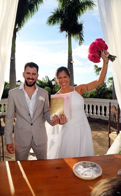 Avinan Maloll y Larizza Mendoza unieron sus vidas en una fiesta ofrecida en “Parada al Cielo”, ciudad de Altos.