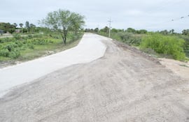 una-de-las-obras-que-se-reiniciara-es-la-construccion-de-la-costanera-sobre-el-muro-que-rodea-a-fuerte-olimpo--205413000000-1763823.jpg