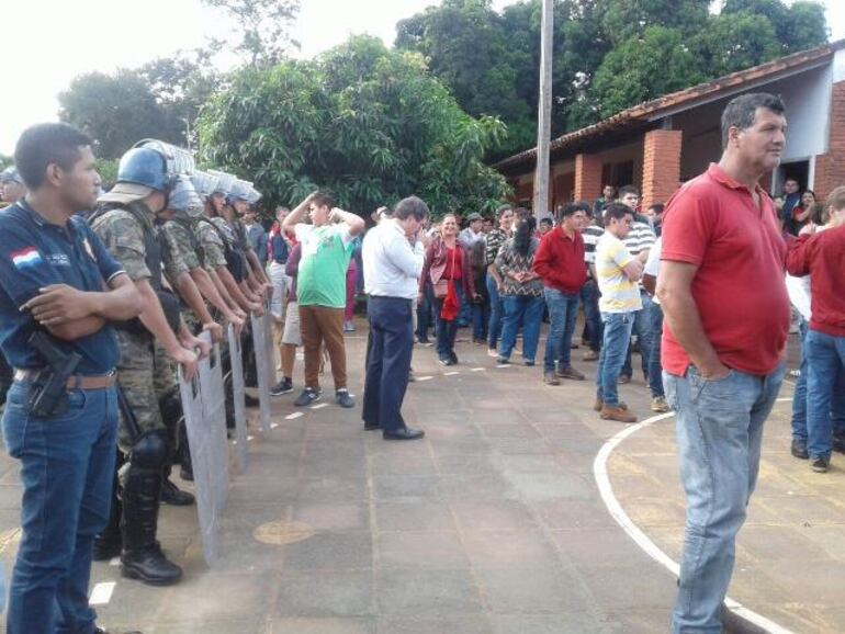 Se registraron algunos incidentes al momento del cierre de las mesas de votaci&oacute;n.