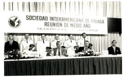 Imagen de la primera reunión de la SIP en el Paraguay, luego del derrocamiento de la dictadura de Alfredo Stroessner.