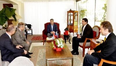 /pf/resources/images/abc-placeholder.png?d=2394