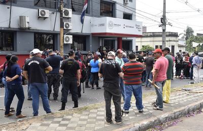 Los agentes penitenciarios de Tacumbú, Buen Pastor, Concepción, Coronel Oviedo, el Centro Educativo Virgen de Fátima y otros establecimientos que se manifestaron ayer.
