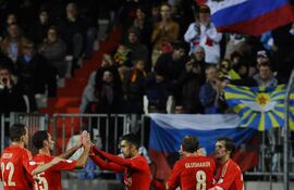 los-jugadores-de-rusia-celebran-un-gol-durante-la-victoria-sobre-luxemburgo-en-las-eliminatorias-europeas-para-el-mundial-de-brasil-2014-175327000000-612784.JPG