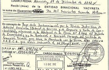 facsimil-del-documento-de-la-eby-en-el-que-consta-que-el-abogado-ruben-d-paredes-escobar-recibio-el-pago-de-g-2-660-millones-por-perdida-de-activid-224102000000-1034983.jpg