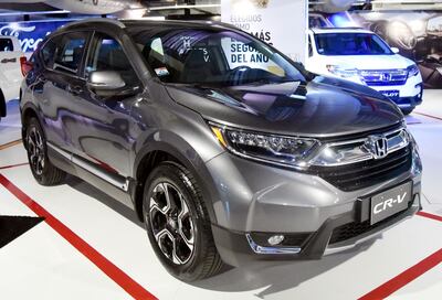 Gran espacio interior, lujo y confort, tecnología y seguridad son algunos de los atributos que presenta el modelo CR-V de Honda en el stand de Vicar en la feria.