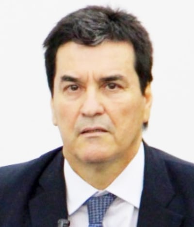 Gustavo Santander, camarista del fuero penal de Asunción, que sostiene que no corresponde el permiso para trabajar.