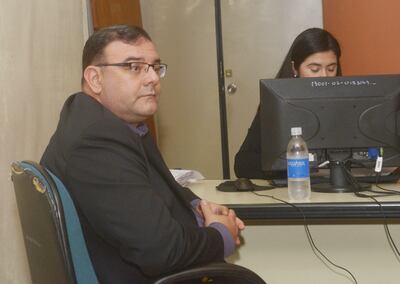 Al diputado Tomás Rivas (cartista) le impusieron medidas.