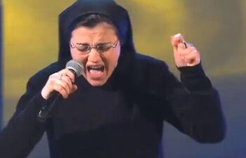 una-monja-italiana-finalista-de-concurso-musical-the-voice-153517000000-1090990.JPG