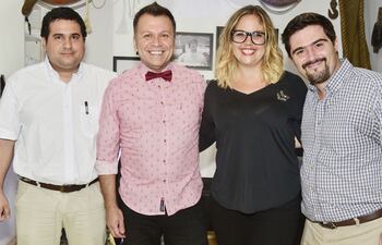 ovidio-agero-luis-de-leon-jana-vecina-y-guillermo-vudoybra--194413000000-1653463.jpg
