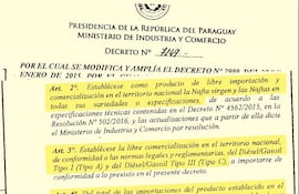 el-decreto-7149-libera-la-regulacion-que-habia-sobre-naftas-establece-el-36-de-com-pra-del-diesel-i-y-iii-a-petro-par-y-prohibe-que-el-diesel-te-215431000000-1589372.jpg