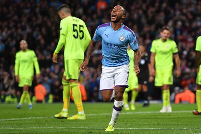 Raheem Sterling celebrando su anotación.