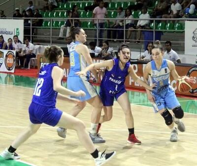 Alternativa del juego de ayer, por el quinto puesto, entre las chicas de nuestro país y las uruguayas. (Foto Consubasquet)