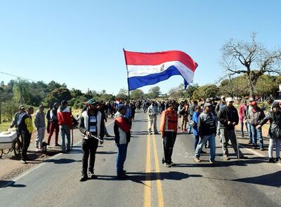 Los productores de mandioca vienen manifestándose desde hace varias semanas.