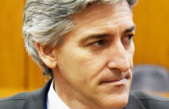 patricio-fiorito-director-de-casa-de-bolsa-de-valores-puente-declaro-ante-la-comision-bicameral--213816000000-1784925.jpg
