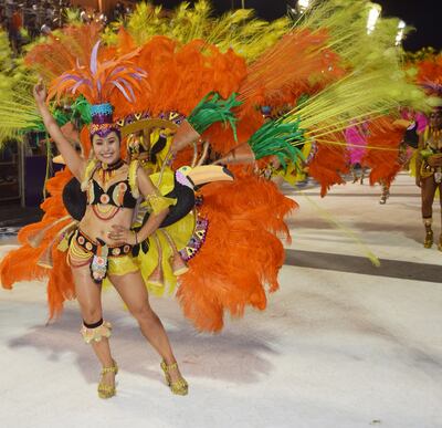 Carnaval ritmo y mucho color