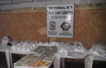 incautan-gran-cargamento-de-droga-en-pedro-juan-182255000000-1455270.JPG