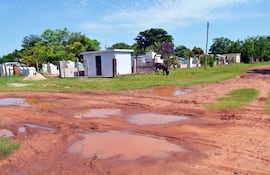 las-calles-de-acceso-al-cementerio-de-juan-leon-mallorquin-estan-en-deplorable-estado-y-abandonadas-los-vecinos-solicitan-una-solucion-a-las-autor-210905000000-1412849.jpg