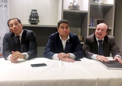 Mario Centurión, Eduardo Nakayama y Víctor Pavón explicaron los motivos de la campaña, en conferencia de prensa.