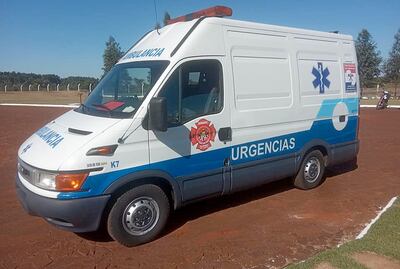 La  ambulancia equipada con UTI donada al cuerpo de bomberos de  San Alberto.