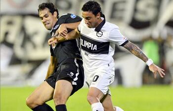 olimpia-empato-2-2-con-libertad-211700000000-445926.jpg